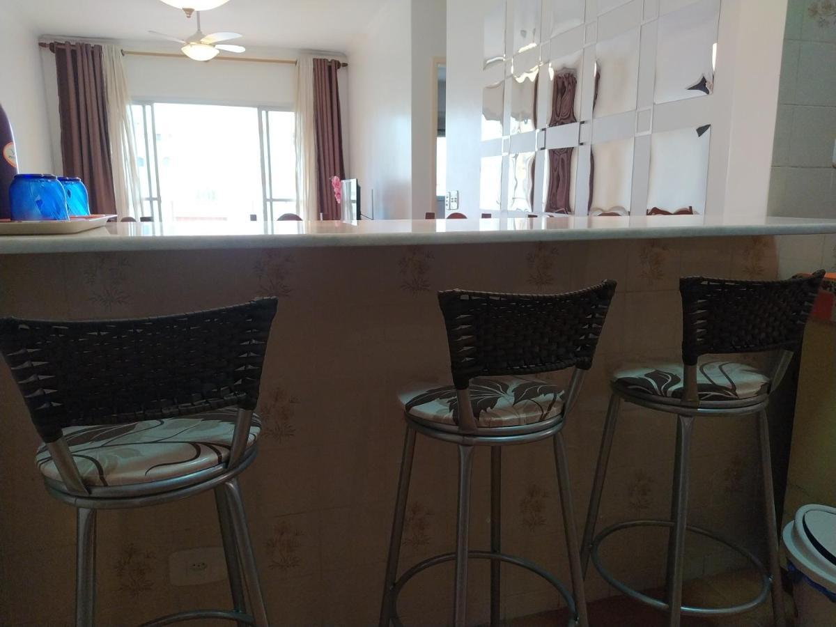 Aconchegante E Amplo Apartamento Familiar Pertinho Da Praia! Γκουαρούχα Εξωτερικό φωτογραφία