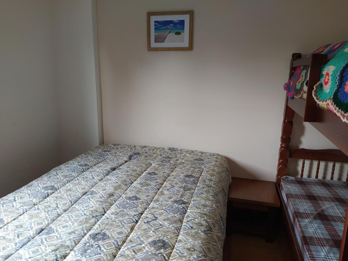 Aconchegante E Amplo Apartamento Familiar Pertinho Da Praia! Γκουαρούχα Εξωτερικό φωτογραφία